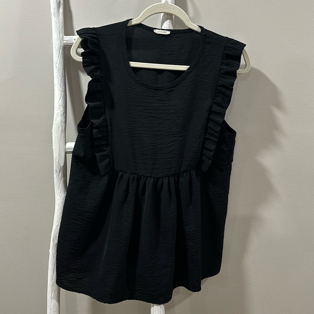 Women’s M, Jodifl ruffle sleeveless top, Black